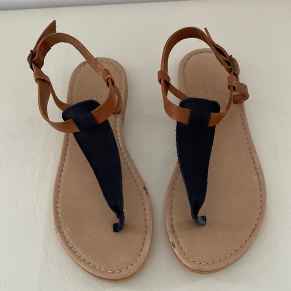 Nicole Vacari navy and tan leather thong sandals. Made In Italy. Size 7 🇮🇹 - Picture 2 of 9